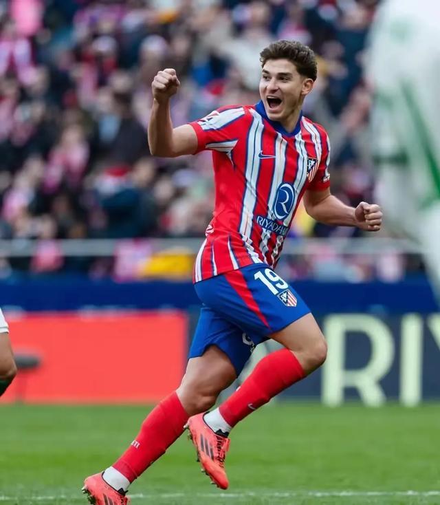 爱游戏网页版入口-瓦伦西亚客场取胜，豪取三分喜气(瓦伦西亚客场取胜,豪取三分喜气是真的吗)