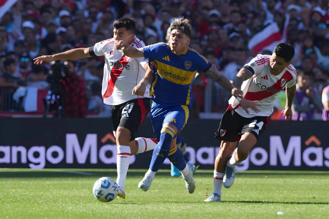 爱游戏体育官网-河床战术调整，关键球员或将首发出战