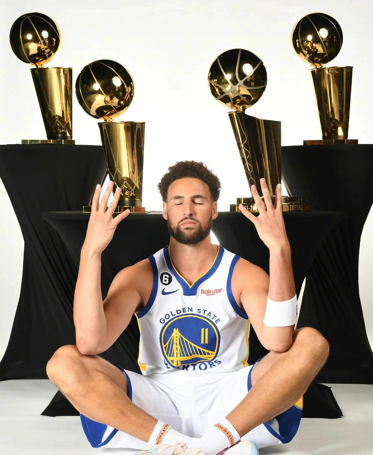 爱游戏官方登录入口-尼克斯队连胜被终止，新秀表现低迷