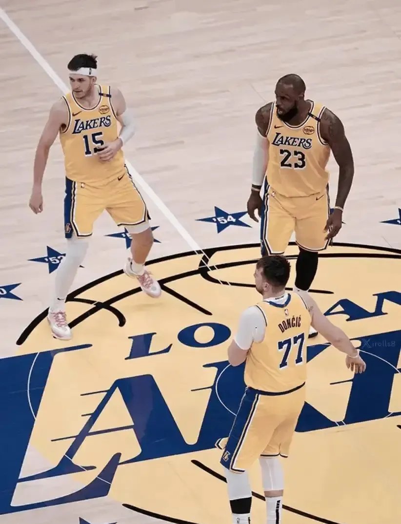 关于太阳队整体默契，战胜对手展现团队实力的信息