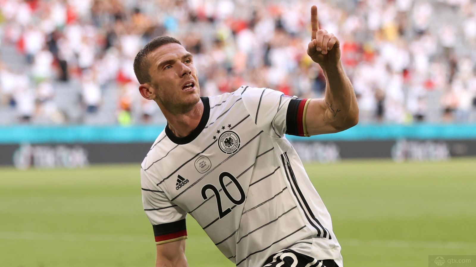 包含梵蒂冈队逆转胜利,欧洲杯争夺战白热化的词条 包含梵蒂冈队逆转胜利,欧洲杯争夺战白热化的词条