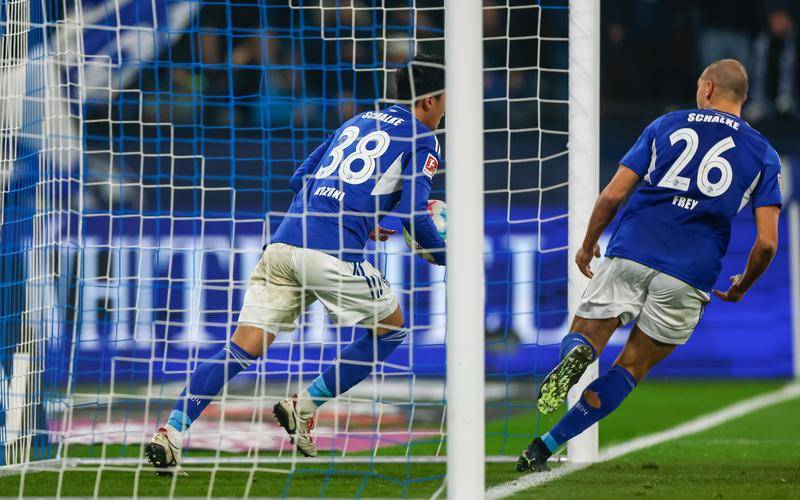 关于柏林赫塔主场不敌劲敌，积分榜位置下滑的信息