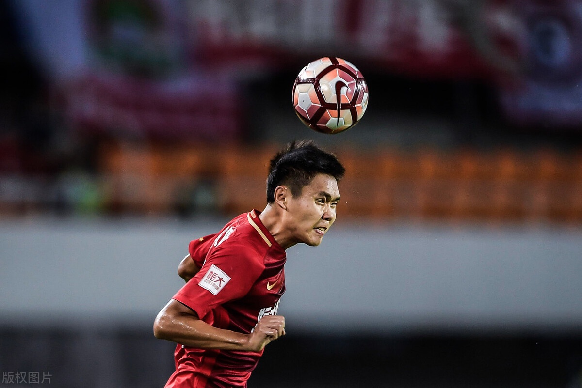 包含建业主场平局，球队整体表现平稳的词条