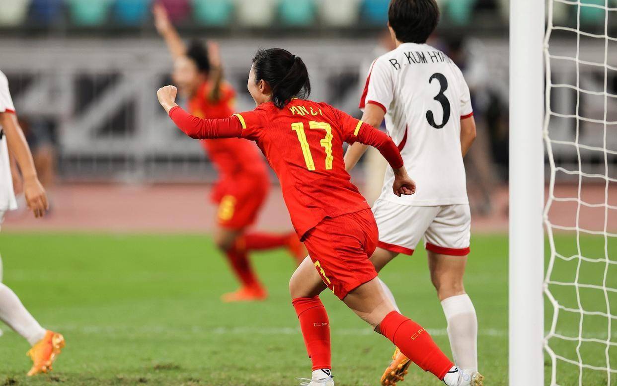 爱游戏官网入口-女足比赛中，中国队员郑某实力出众的简单介绍