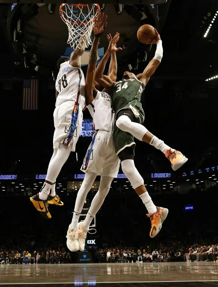 关于雄鹿队力克篮网队,稳固东部榜首位置的信息 关于雄鹿队力克篮网队,稳固东部榜首位置的信息