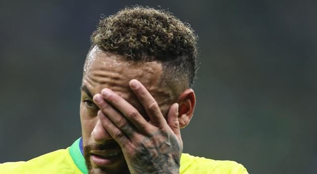 爱游戏官方入口-雷恩足球队在最新比赛中展现出色表现