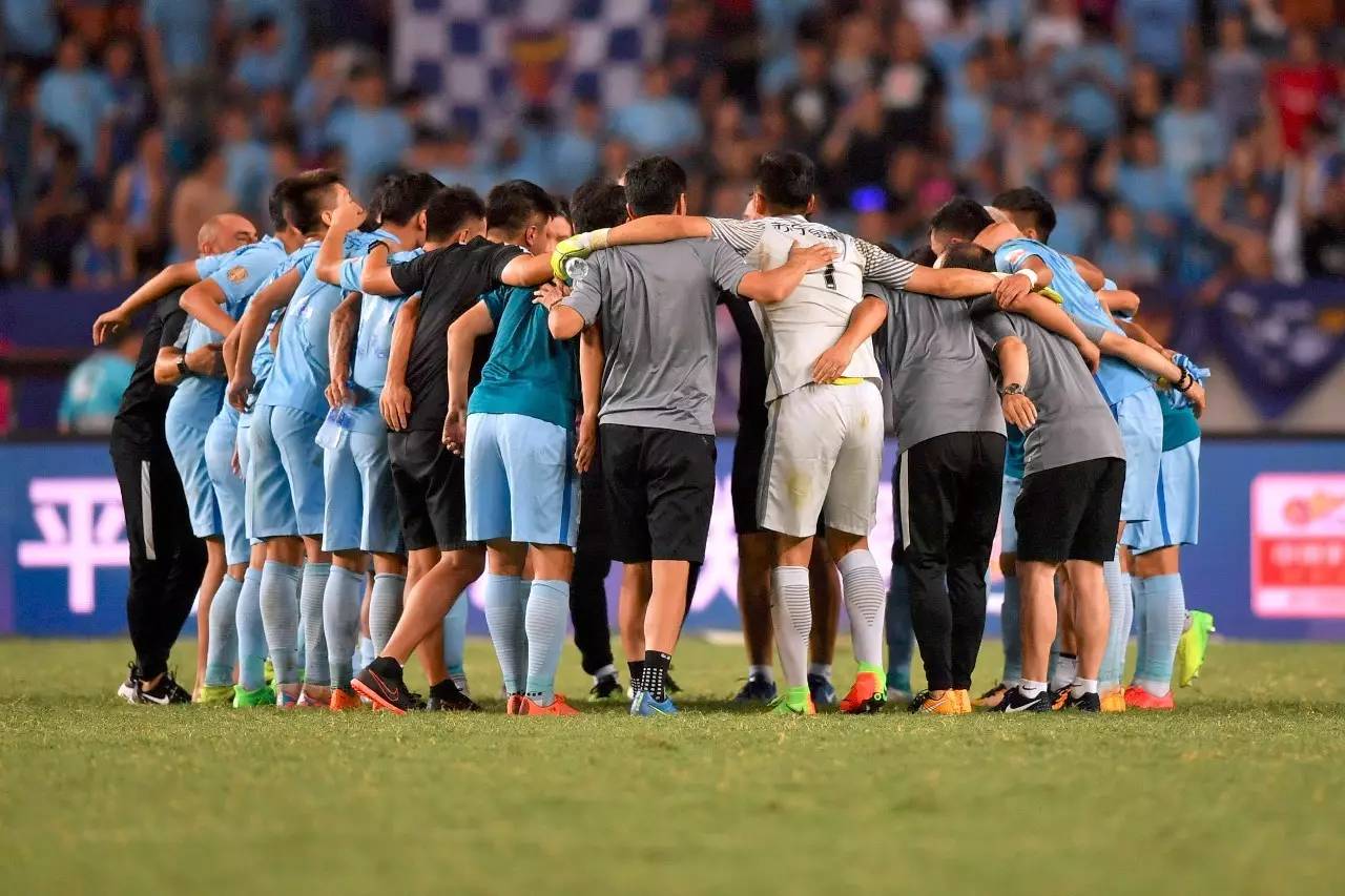 包含重庆力帆客场连胜,崭露头角的词条 包含重庆力帆客场连胜,崭露头角的词条