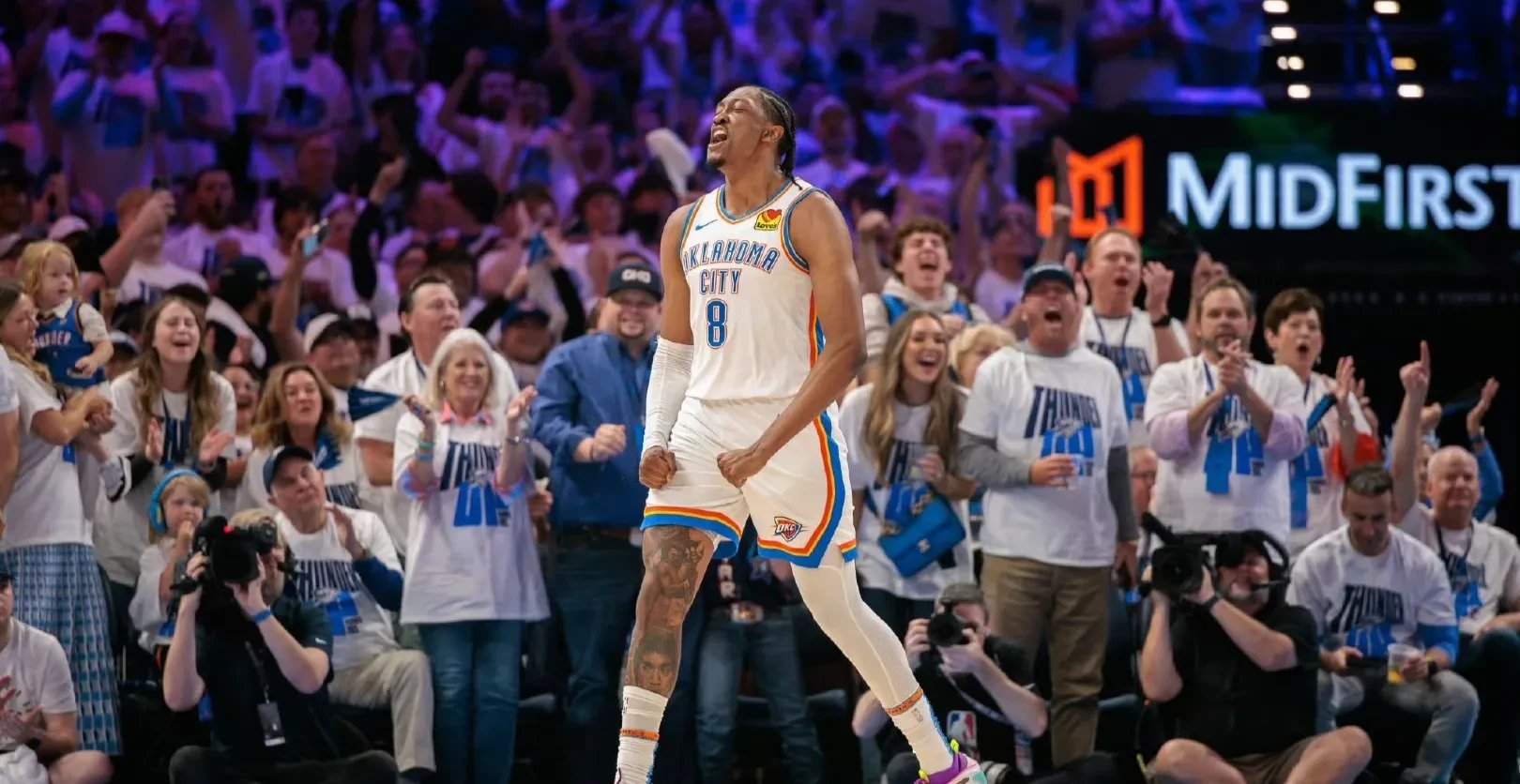 开拓者击败灰熊,利拉德神奇绝杀 开拓者击败灰熊,利拉德神奇绝杀