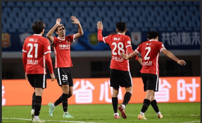 包含难解之谜:亚冠比赛四强之争,谁将崭露头角?的词条