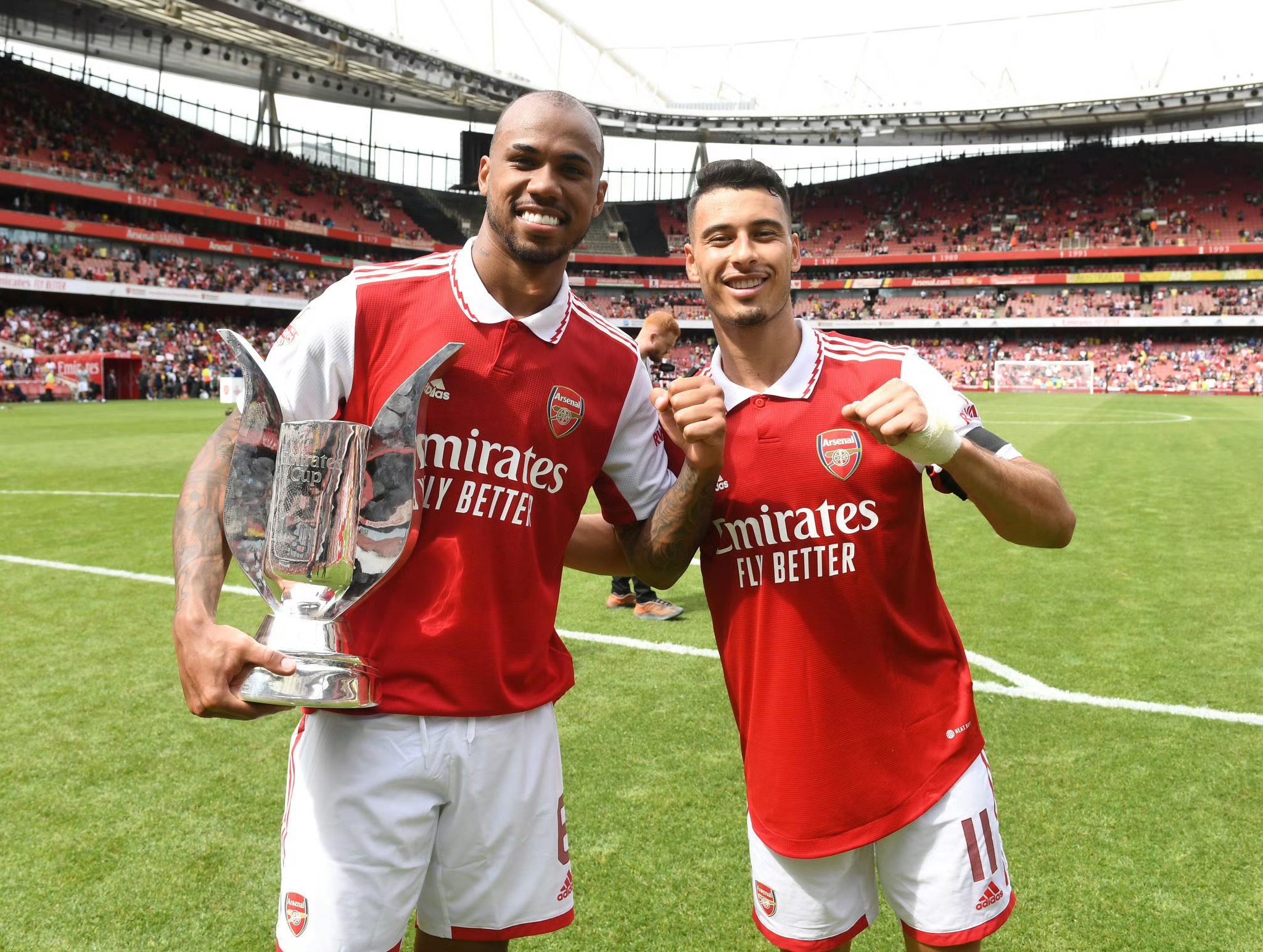 爱游戏官方入口-阿联酋足球超级联赛：迪拜队连胜领跑的简单介绍